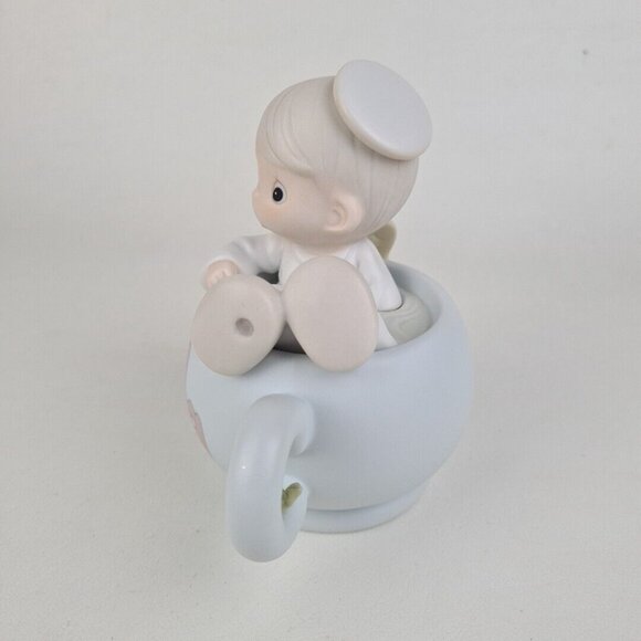 PRECIOUS MOMENTS Dropping In For The Holidays 531952  Figurine - Picture 3 of 9